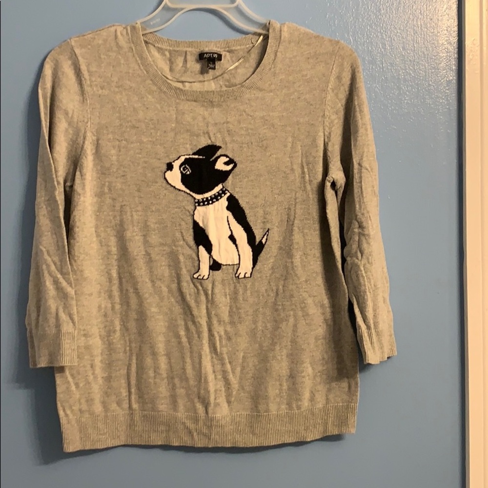 Gray sweater with black/white dog women’s Large